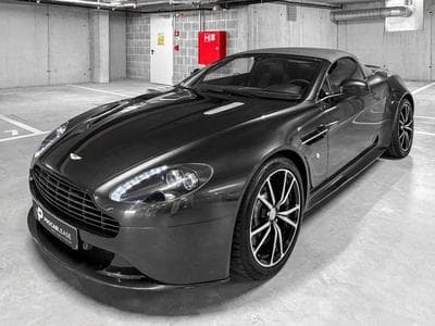V8 Vantage