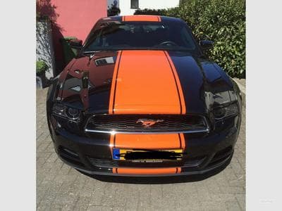 Ford Mustang (2013) - Photo 1