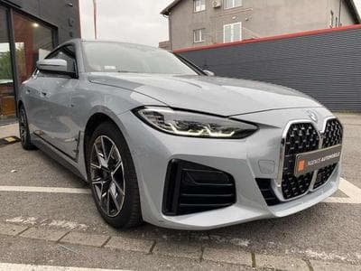 BMW 430 xDrive (2024) - Foto 4