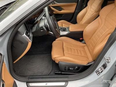 BMW 430 xDrive (2024) - Foto 8