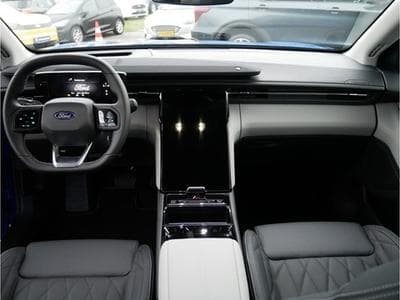 Ford Explorer Premium 79kWh Extended Range AWD 340ch/250kW - A1 GAR 11/202 (2024) - Foto 4