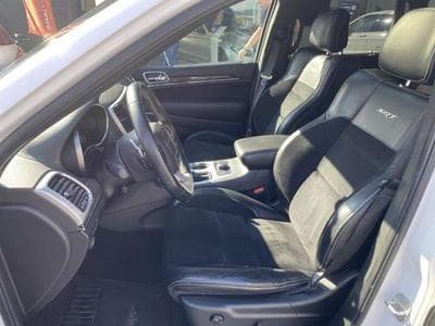 Jeep Cherokee SRT8 (2018) - Foto 8