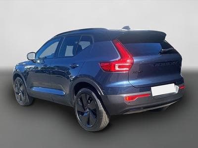 Volvo XC40 (2024) - Photo 2