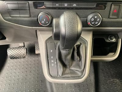 VW T6.1 Comfortline-lang+DSG+9Sitze+AHK (2023) - Foto 12