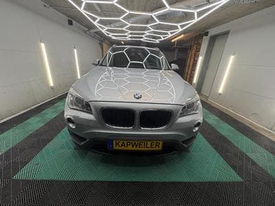 BMW X1 S-drive 18d autom. Sport line Pano Xenon (2013) - Photo 2