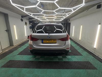 BMW X1 S-drive 18d autom. Sport line Pano Xenon (2013) - Photo 4