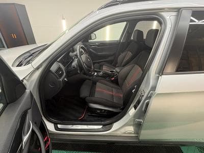 BMW X1 S-drive 18d autom. Sport line Pano Xenon (2013) - Photo 8