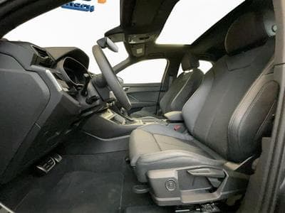 Audi Q3 SB+S-line+S-Tronic+35TDI+LED (2025) - Foto 9