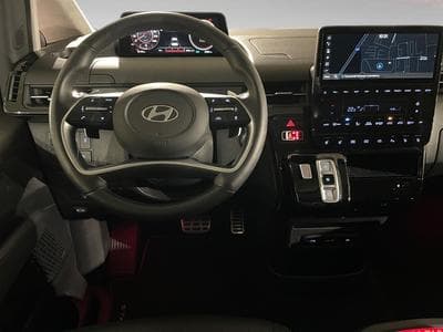Hyundai Staria 1.6 T-GDi Luxury Bronze (2025) - Photo 6