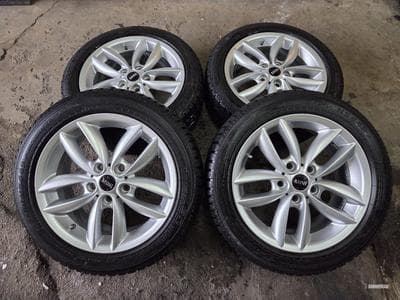 Felgen und Reifen – 17" - Foto 1