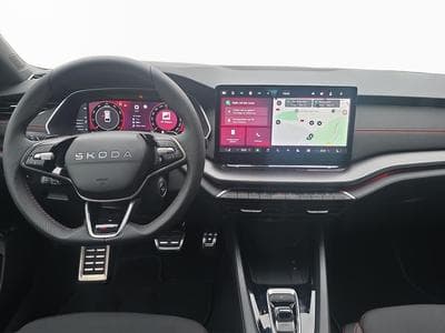 Skoda Octavia RS (2025) - Foto 12