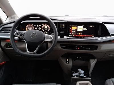 VW T7 Life (2025) - Photo 11
