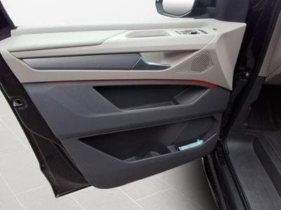 VW T7 Life (2025) - Photo 15