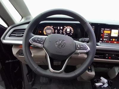 VW T7 Life (2025) - Photo 9