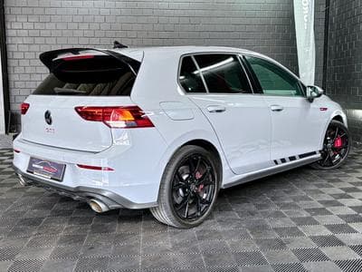 VW Golf GTI Clubsport 2.0 TSI 300CV DSG7 * 19" * ACC * (2022) - Photo 6