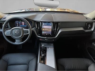 Volvo XC60 (2024) - Photo 8