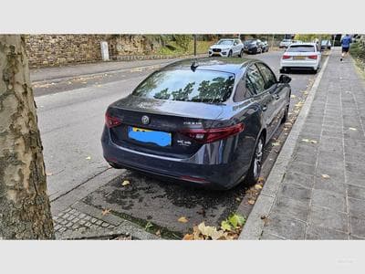 Alfa-Romeo Giulia 200cv (2018) - Photo 1