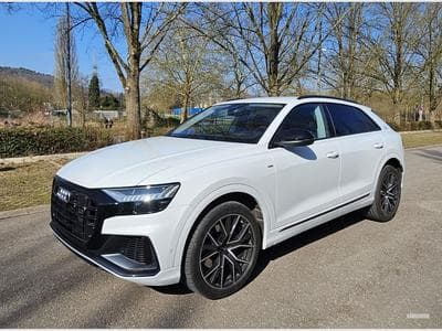 Audi Q8 S-line (2020) - Foto 1