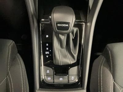 Skoda Karoq Sportline+DSG+Navi+LED (2025) - Photo 14