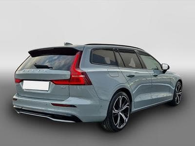 Volvo V60 (2021) - Photo 2