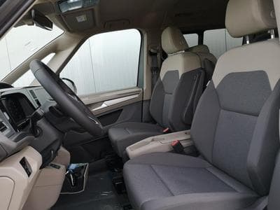 VW T7 Sport Edition (2025) - Foto 8