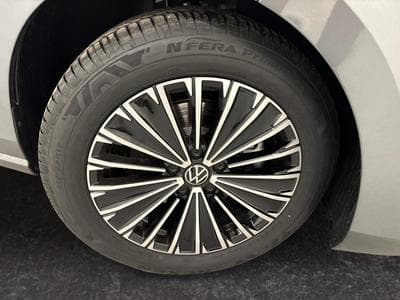 VW Passat Variant Elegance (2026) - Photo 11