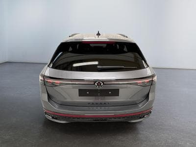 VW Passat Variant R-Line (2026) - Photo 6