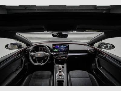 Cupra Leon ST 2,0 TSI (2025) - Photo 5