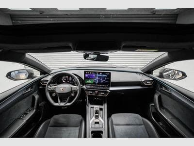 Cupra Leon ST 2,0 TSI (2025) - Photo 5