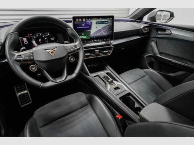 Cupra Leon ST 2,0 TSI (2025) - Photo 6