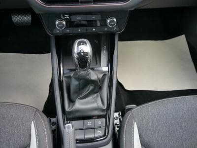 Skoda Kamiq Kamiq 130 Jahre (2025) - Foto 14