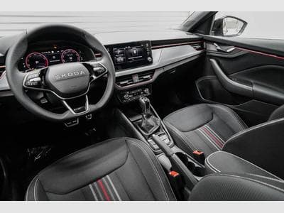 Skoda Scala 1,0 TSI DSG (2025) - Foto 6