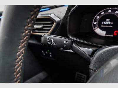 Cupra Leon ST 2,0 TSI (2025) - Photo 10