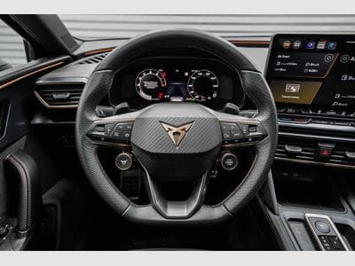 Cupra Leon ST 2,0 TSI (2025) - Photo 8