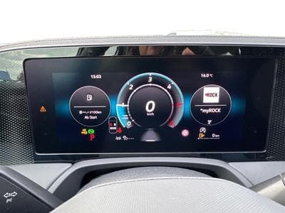 VW Passat Variant Business (2025) - Photo 14