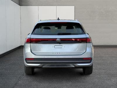 VW Passat Variant Business (2025) - Photo 4