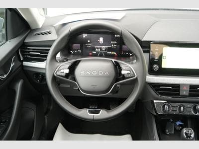 Skoda Scala 1.0 TSI Selection (2025) - Foto 10