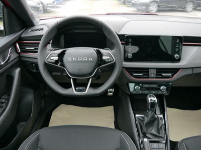 Skoda Kamiq Monte Carlo (2025) - Foto 12