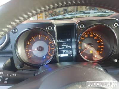 Suzuki Jimny GLX (2019) - Photo 5