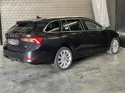 Skoda Octavia iV Estate Style 1.4 PHEV 204 CV (2021) - Photo 4