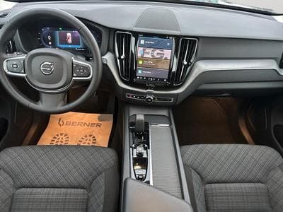 Volvo XC60 B4 Core / Diesel (2023) - Photo 3