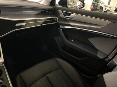 Audi A6 2.0 TDI Design (2022) - Photo 9