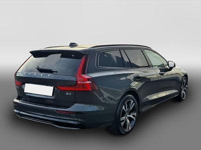 Volvo V60 (2021) - Photo 2