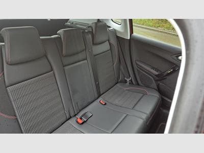 Peugeot 2008 1.6 e-HDI 100cv GT-Line (2018) - Photo 12