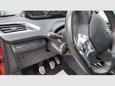 Peugeot 2008 1.6 e-HDI 100cv GT-Line (2018) - Photo 7