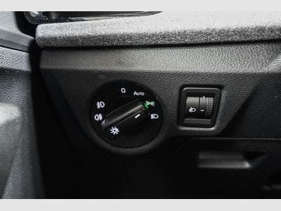 Skoda Scala 1,0 TSI DSG (2025) - Foto 11