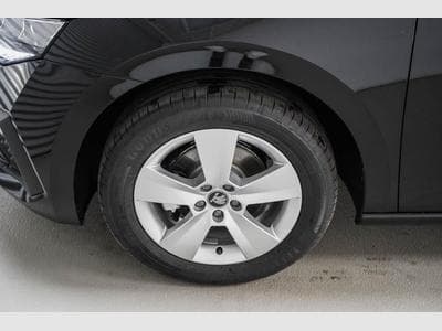 Skoda Scala 1,0 TSI DSG (2025) - Foto 4