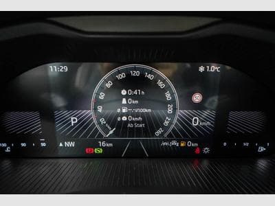 Skoda Scala 1,0 TSI DSG (2025) - Foto 9