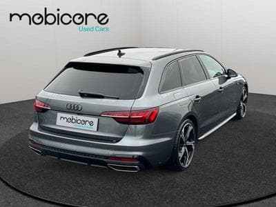 Audi A4 Avant S Line / Diesel (2022) - Photo 2