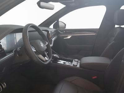 VW Touareg R-Line (1970) - Photo 8